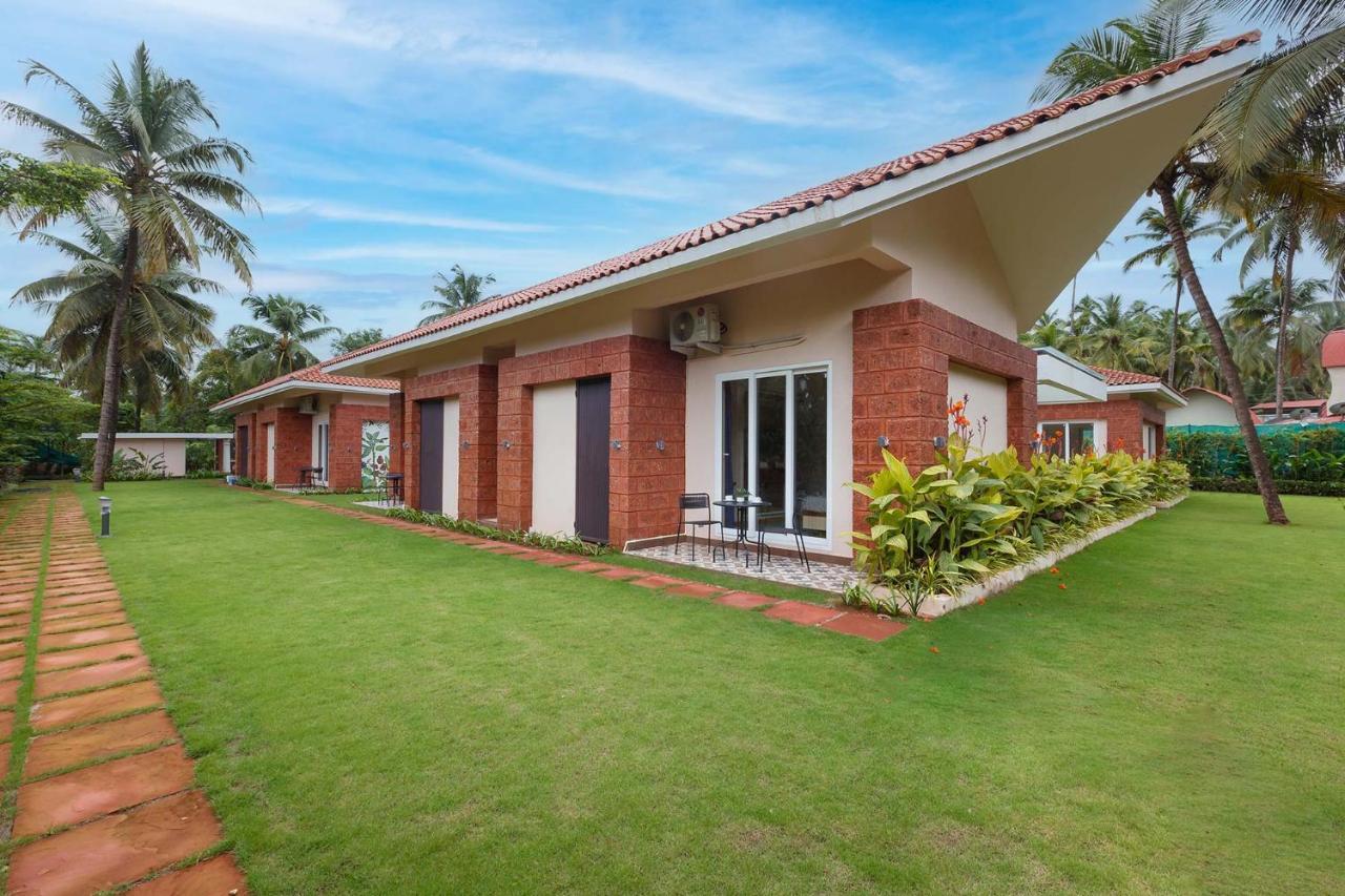 Prism and Palette by Stayvista: Green Oasis with Vibrant Interiors and Leisure Amenities Alibag Exterior photo